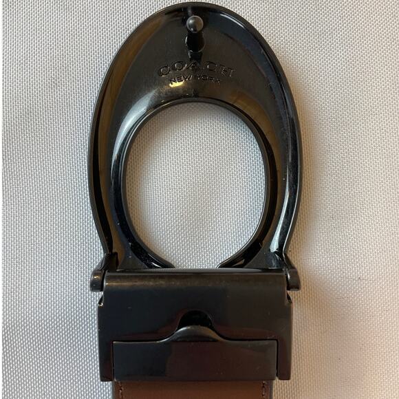 Men's Coach Signature C Belt, Black with Gunmetal Gray Buckle - Picture 4 of 7